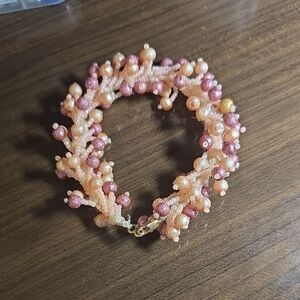 Elegant Pink and Gold Beaded Bracelet